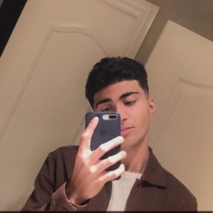 Meet your Posher, Zakaria